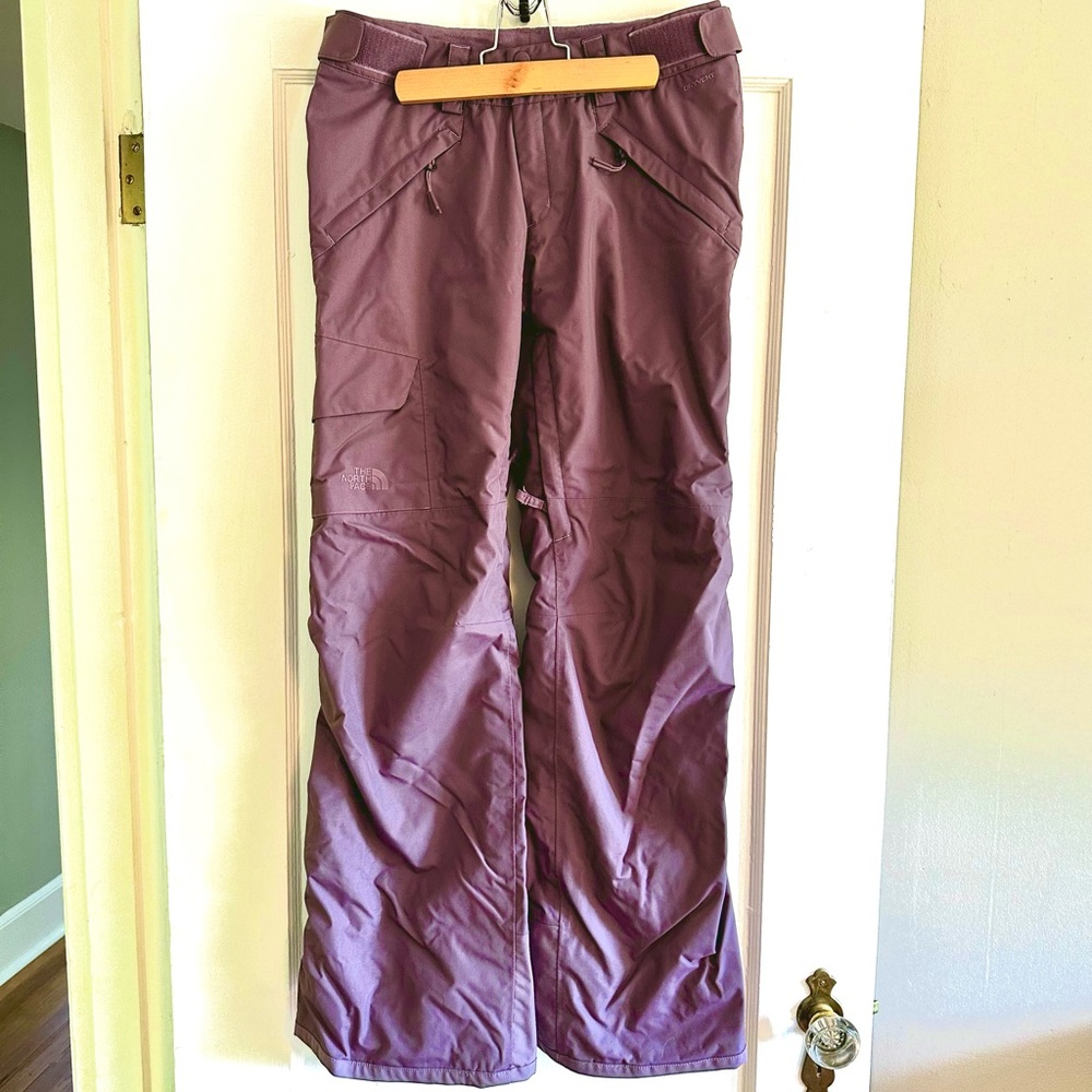 The North Face Insulated Ski/Snowboard 🎿⛷️ Pant - Women's